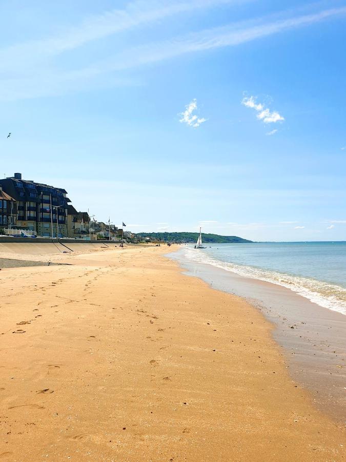 M2M Studio Magnifique Vue Mer - Avec Balcon - Les Pieds Dans L Eau! Blonville-sur-Mer Exterior foto